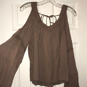 Cold shoulder v-neck brown blouse